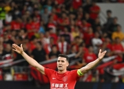 Yabo-里昂训练开放日，今晨状态回暖引欢呼，德甲在即，资深球员宣示担当(里昂最新转会)